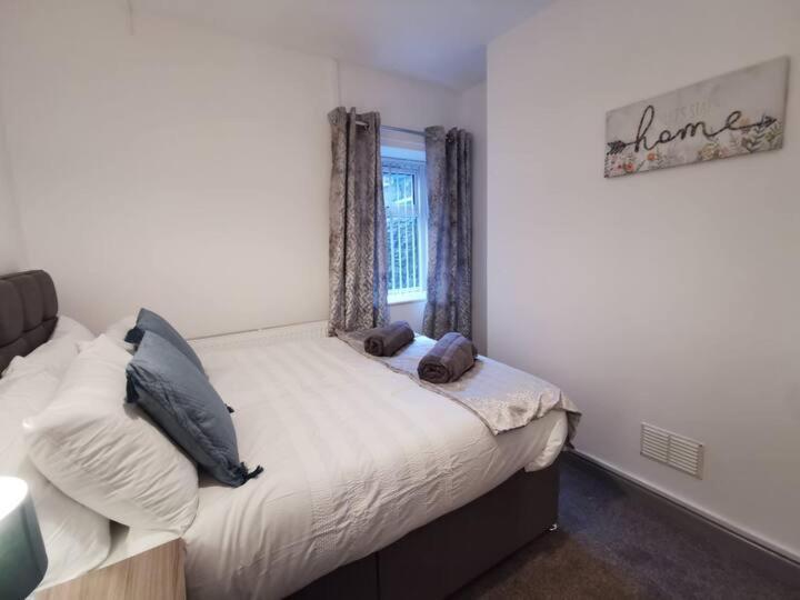 City Centre, Parking, Smart Tv'S In All Rooms Swansea Ngoại thất bức ảnh