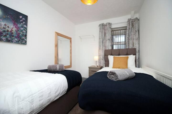 City Centre, Parking, Smart Tv'S In All Rooms Swansea Ngoại thất bức ảnh